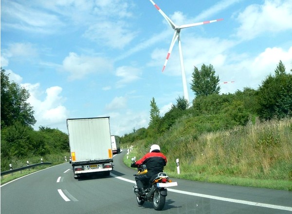 Die Bastel-Idee für LKW Fahrer: Das beleuchtete Kennzeichen mit dem eigenen  Namen – Leucht Namensschild LKW > Allgemein, Funschilder online >  Kennzeichen-Blog