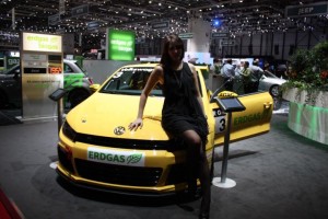 messe-girls-hostessen-models-genf-auto-salon-2012 (31)