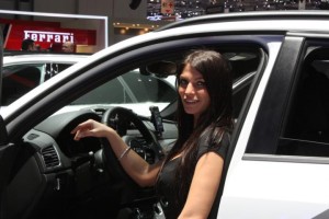 messe-girls-hostessen-models-genf-auto-salon-2012 (32)