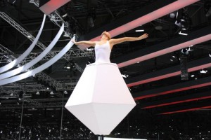 messe-girls-hostessen-models-genf-auto-salon-2012 (42)