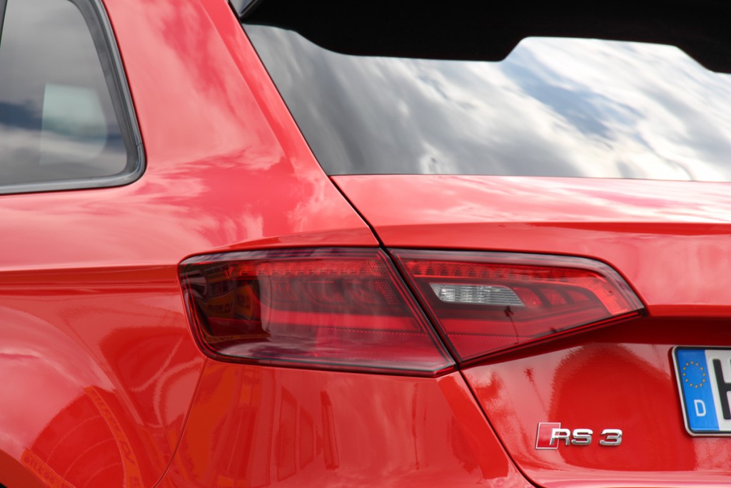 audi-rs3-sportback-2015-3