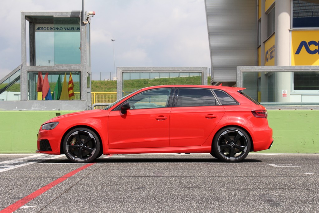 audi-rs3-sportback-2015-5