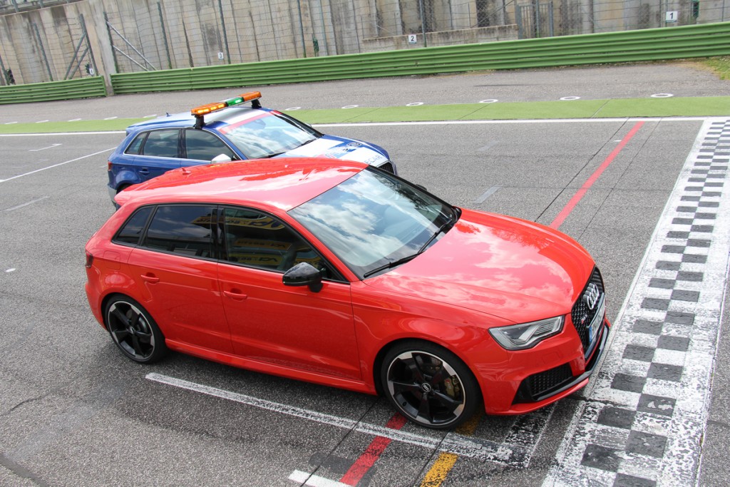 audi-rs3-sportback-2015-7