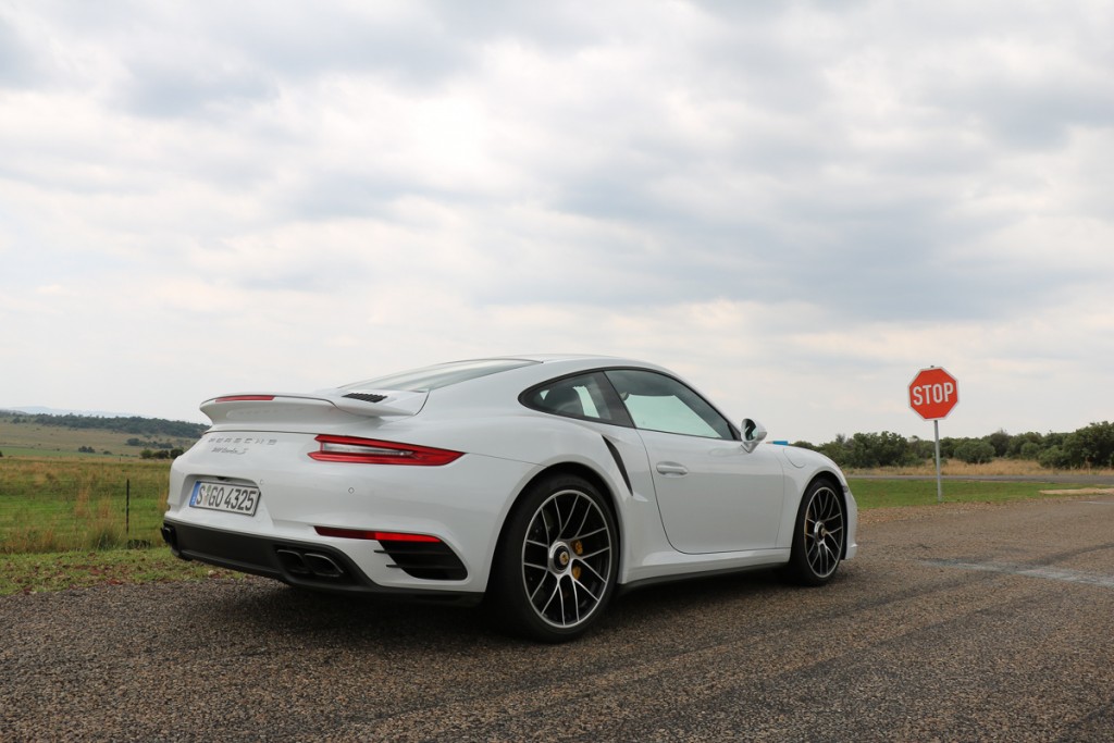 2016-porsche-911-turbo-s-autos-2016-kennzeichen-blog-3